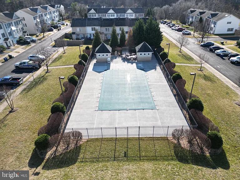 WINDSTONE - Residential Lease