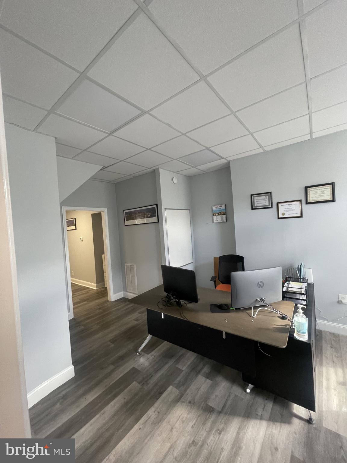 WASHINGTON HILL HISTORIC DISTRICT - Commercial Lease