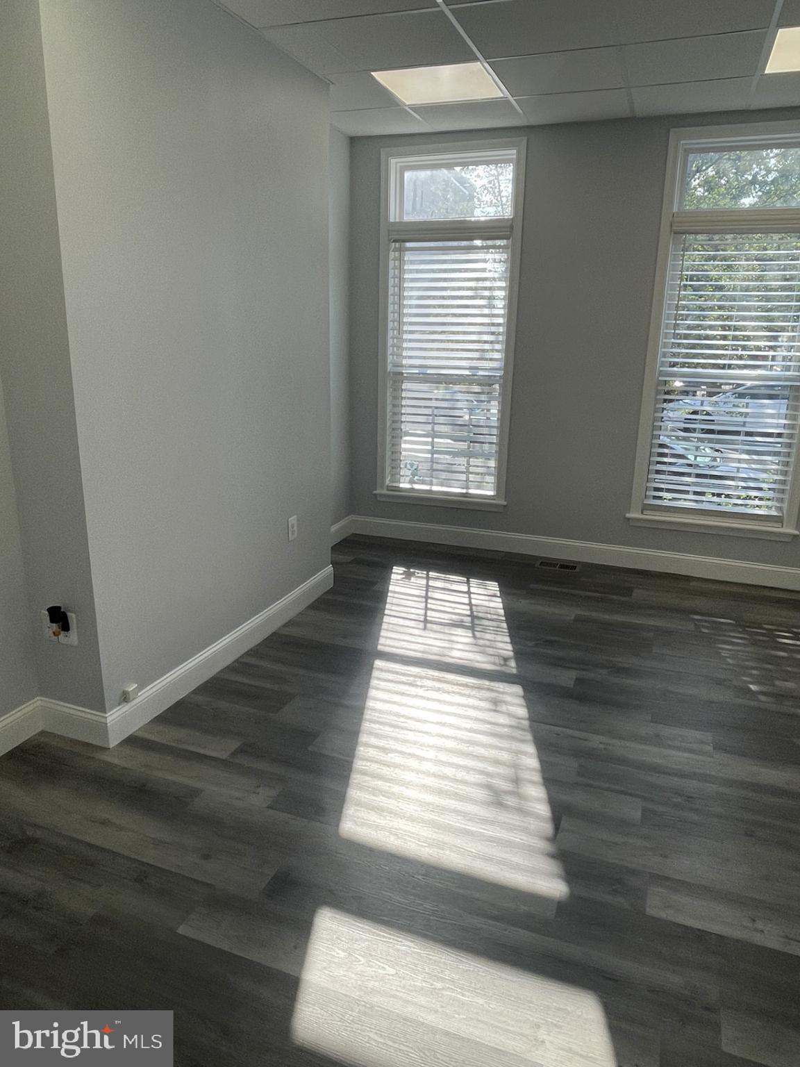 WASHINGTON HILL HISTORIC DISTRICT - Commercial Lease