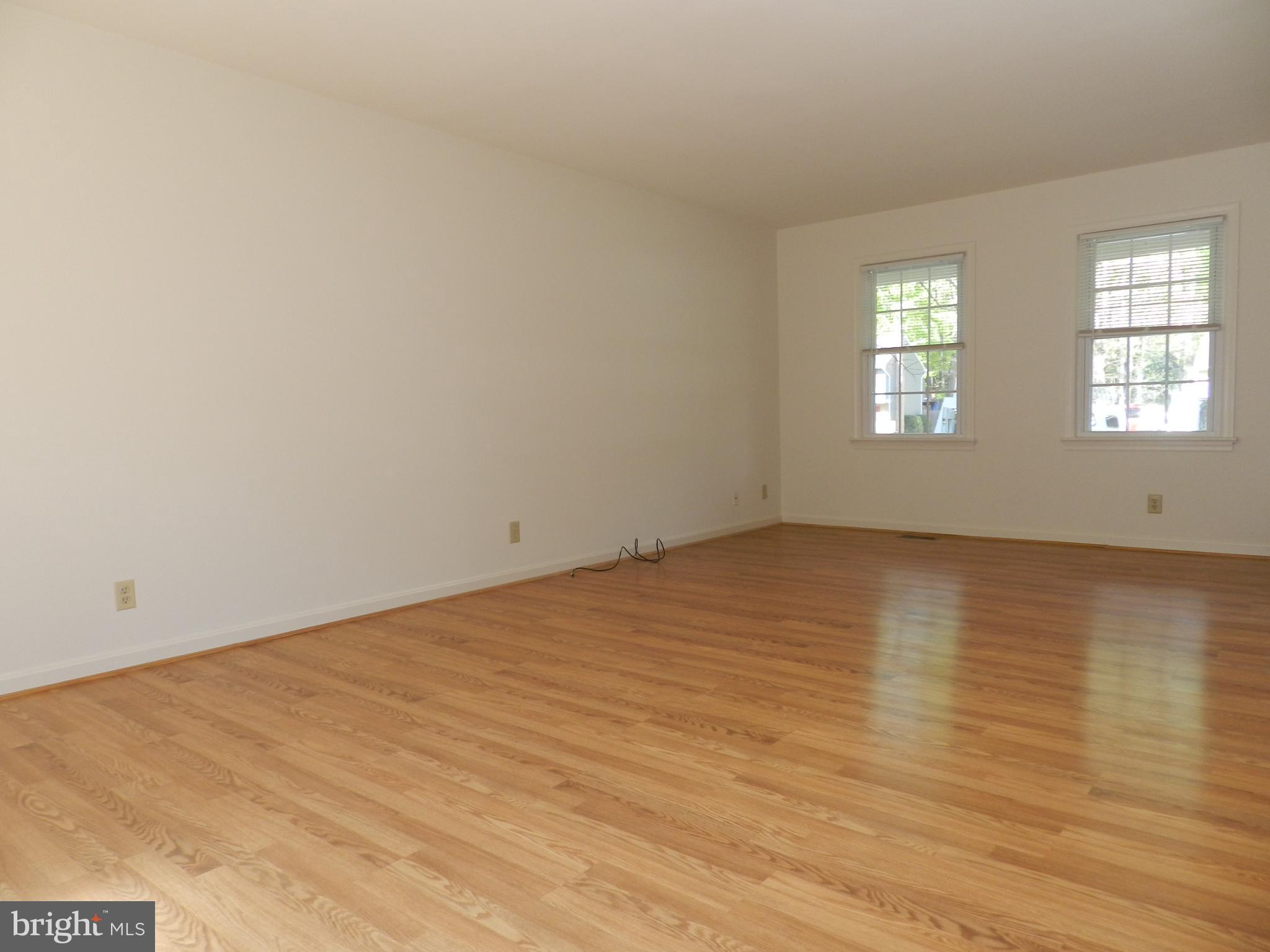 PLANTATION FOREST - Residential Lease