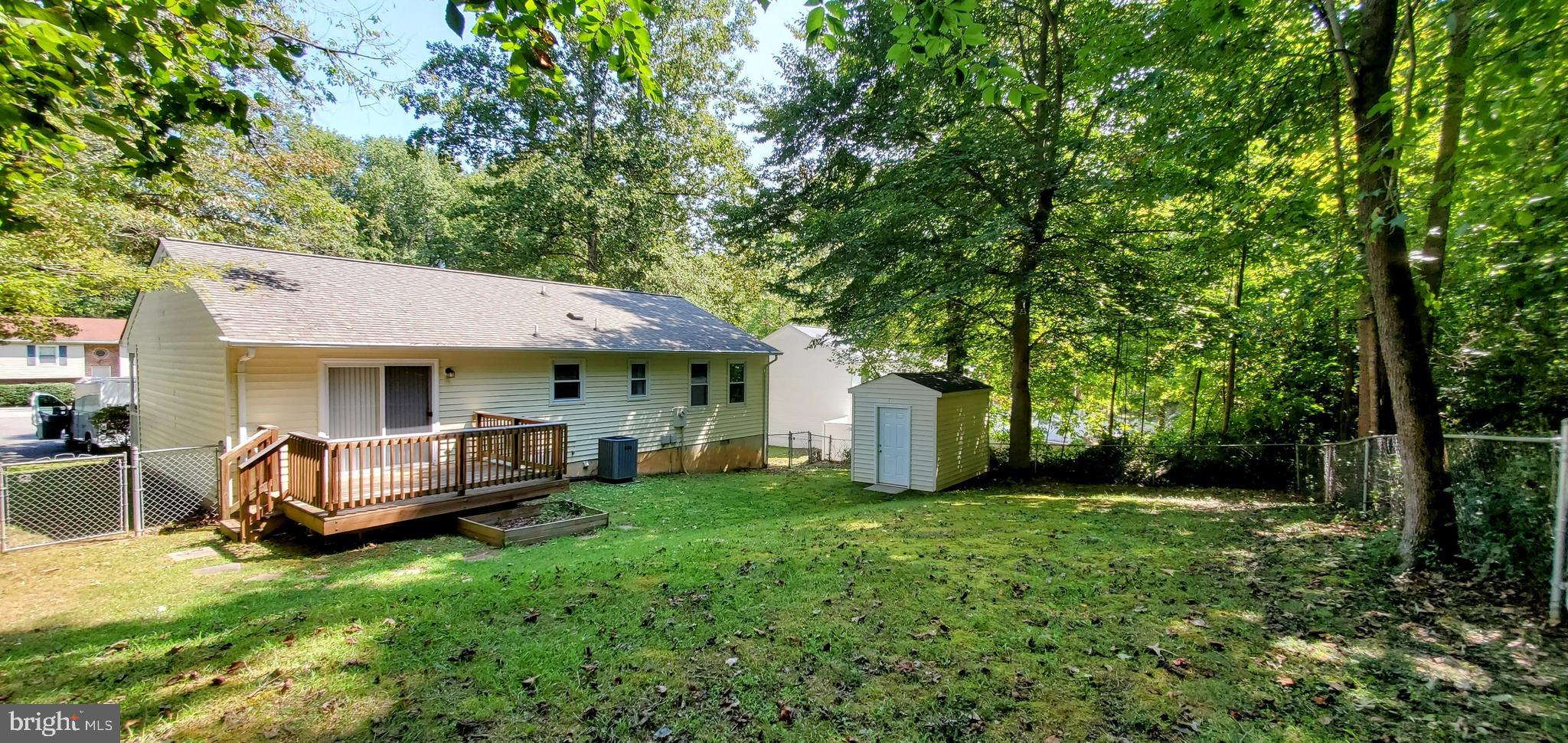 PLANTATION FOREST - Residential Lease