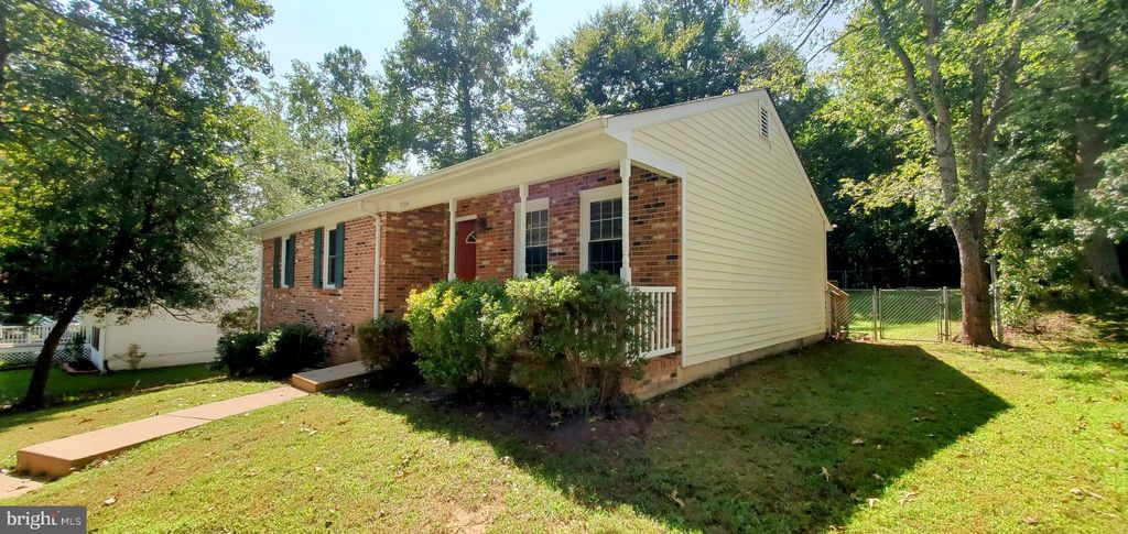 Photo of 7204 Plantation Forest Drive, SPOTSYLVANIA, VA 22553 (MLS # VASP2036776)