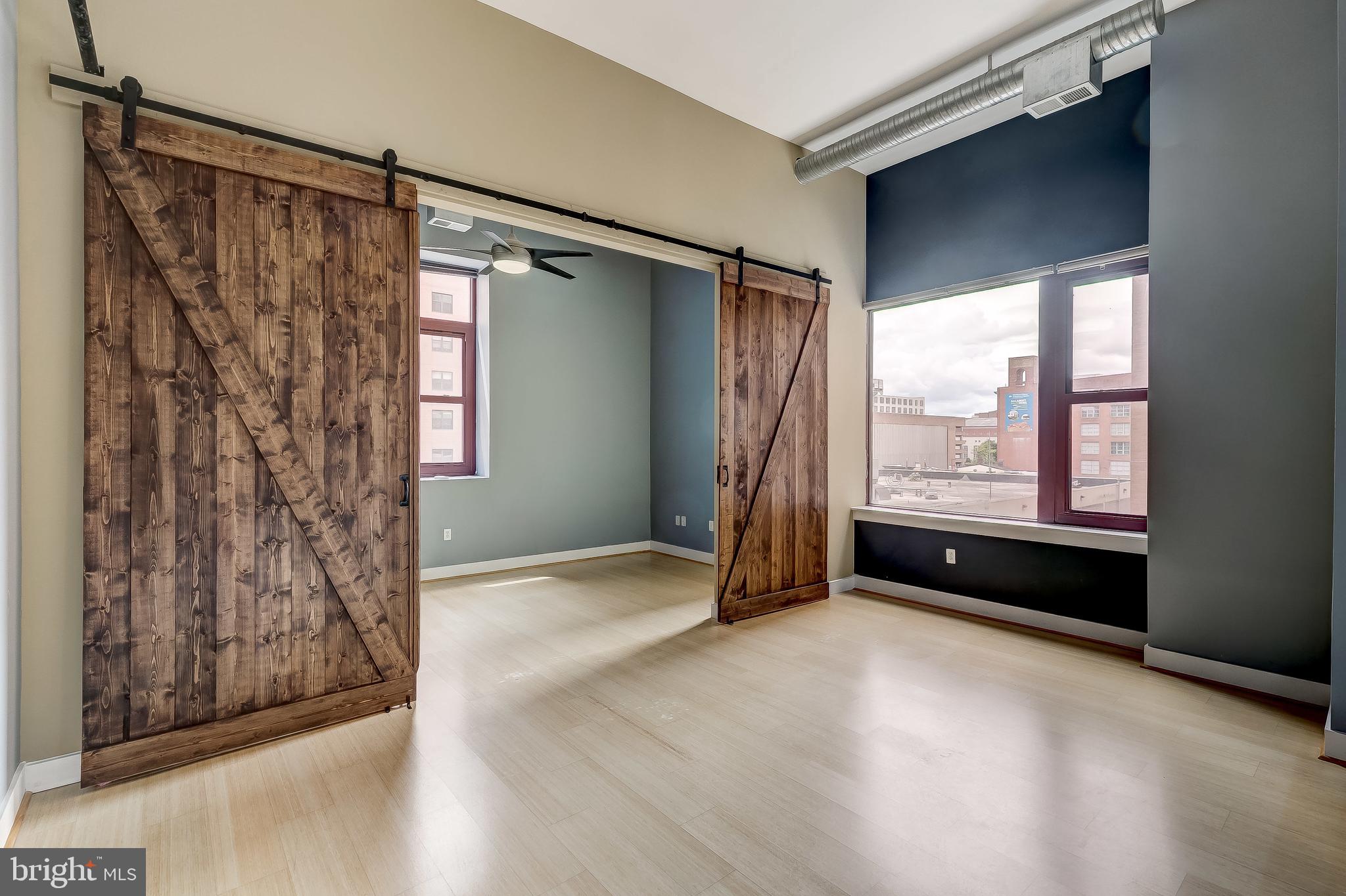 DOWNTOWN - Residential