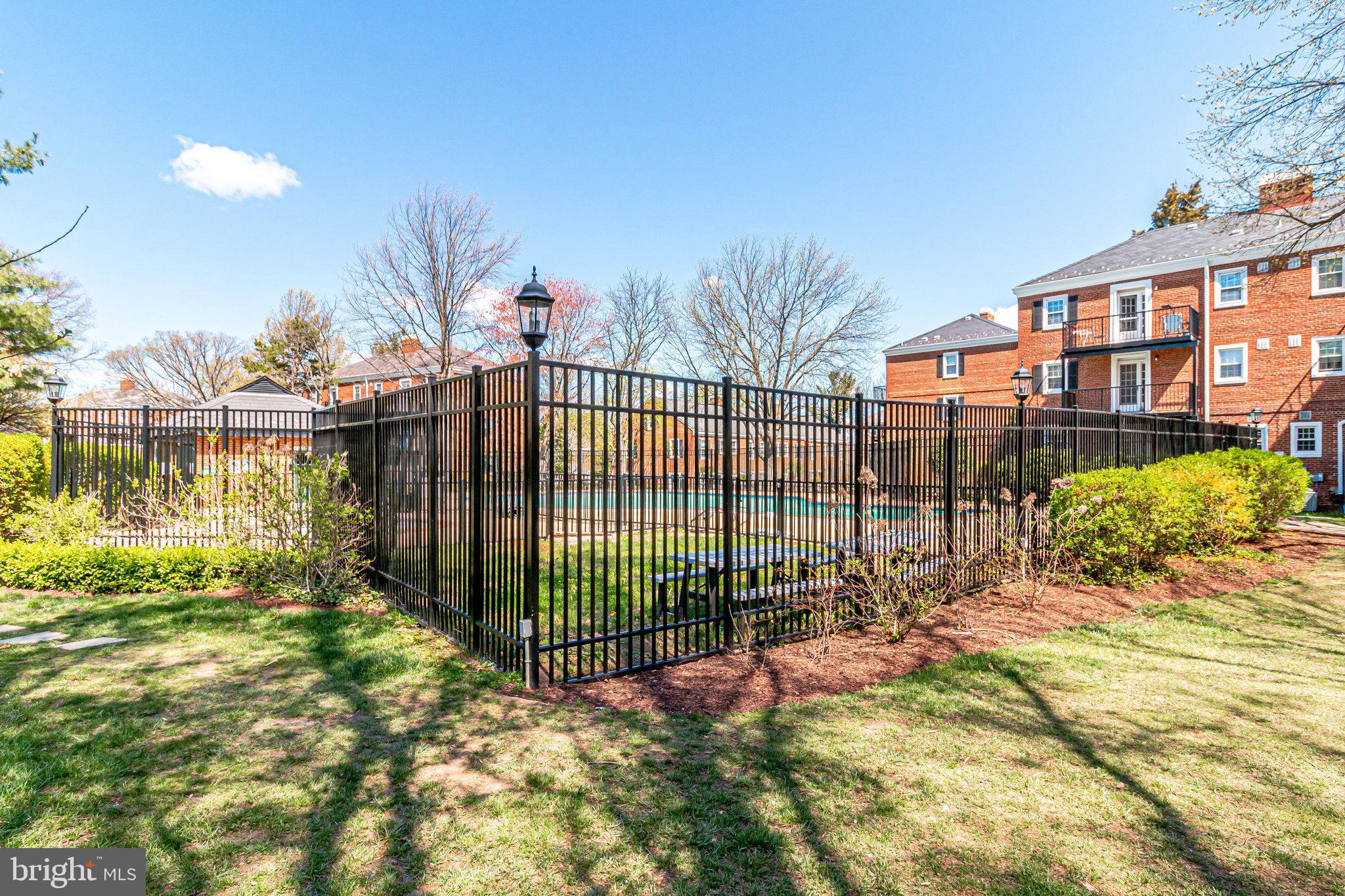 FAIRLINGTON VILLAGE - Residential Lease