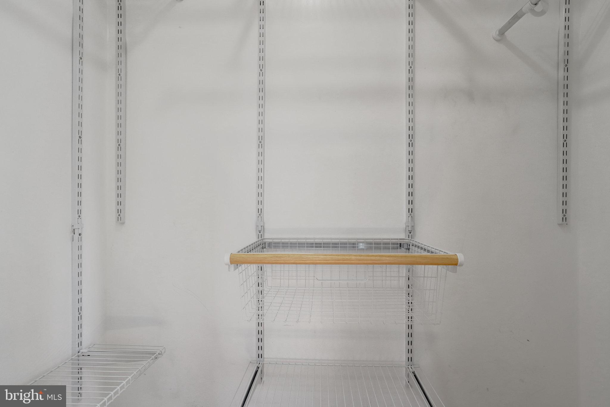 FAIRLINGTON VILLAGE - Residential Lease