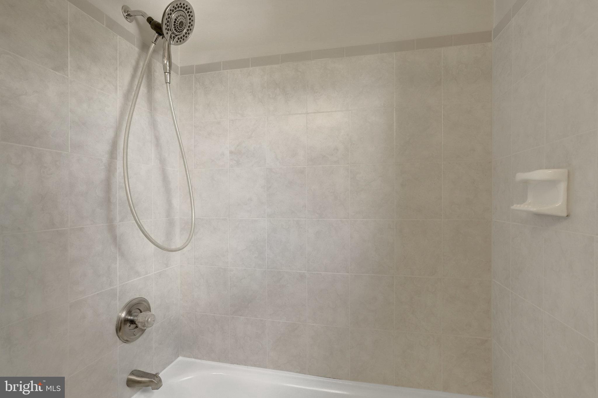 FAIRLINGTON VILLAGE - Residential Lease