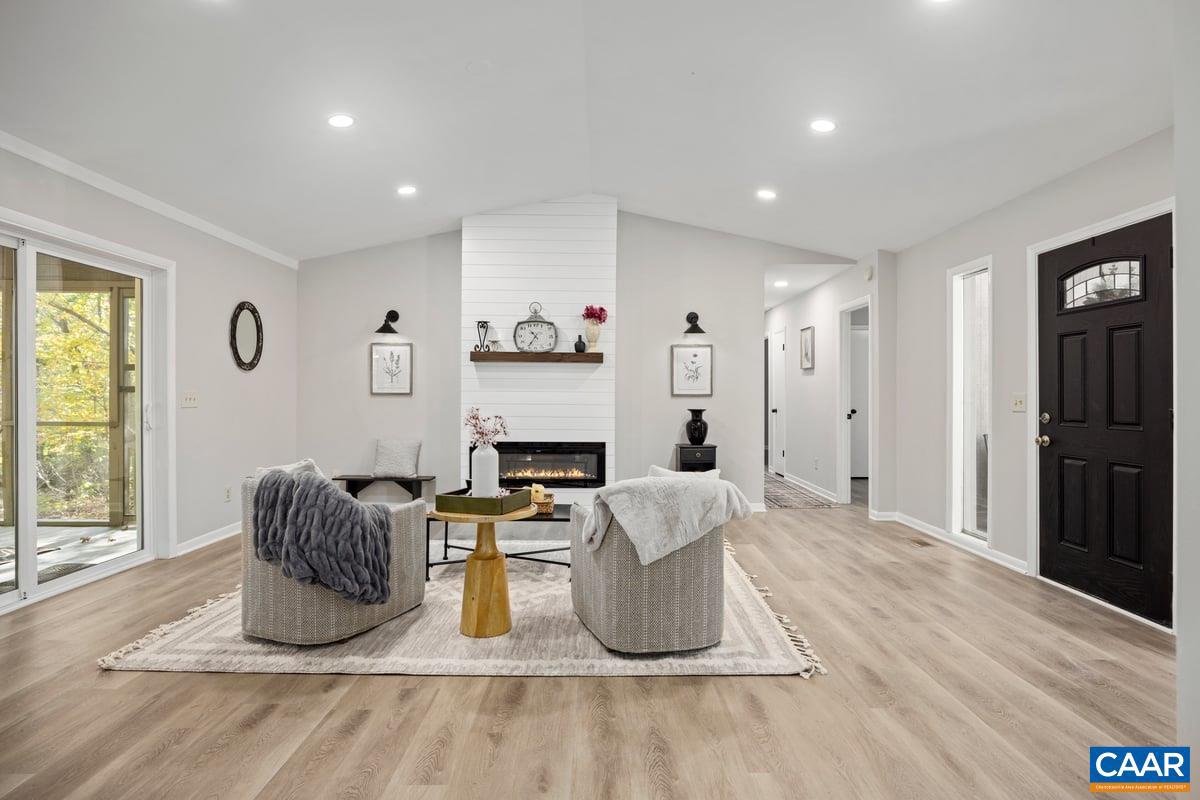 MASSANUTTEN - Residential