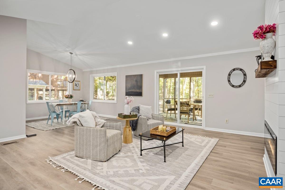 MASSANUTTEN - Residential