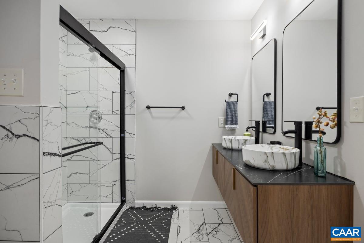 MASSANUTTEN - Residential