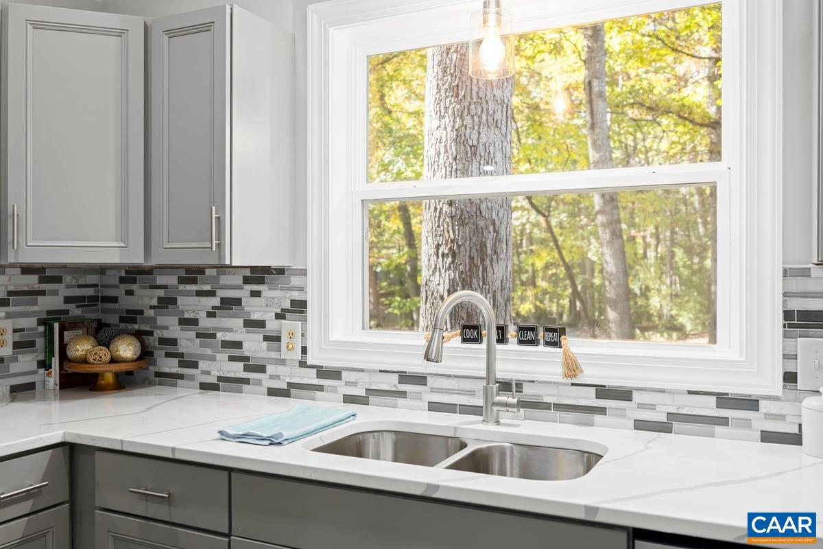 MASSANUTTEN - Residential