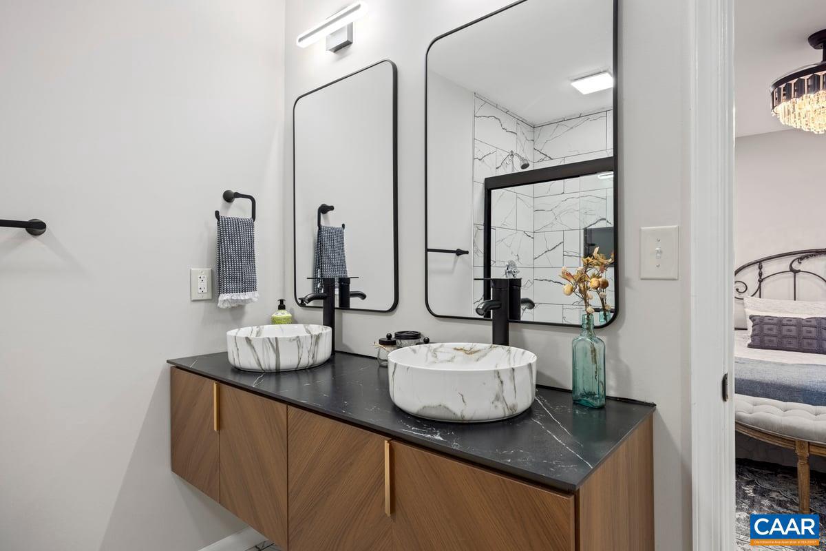 MASSANUTTEN - Residential