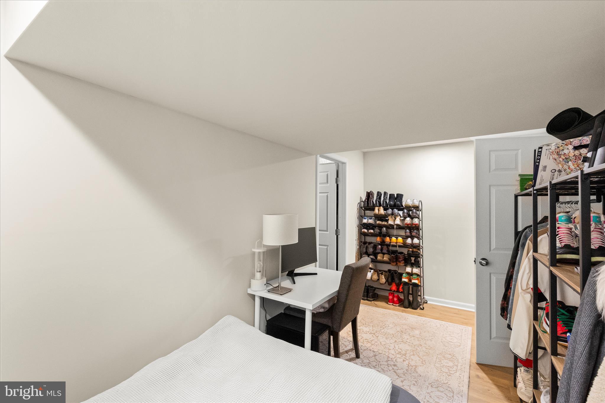 WINDSOR MEADOWS - Residential