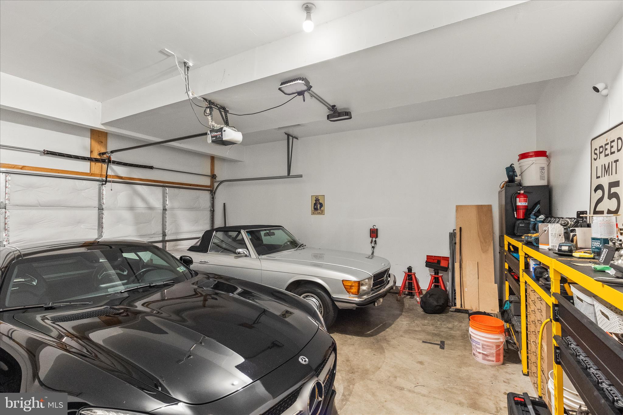 WINDSOR MEADOWS - Residential