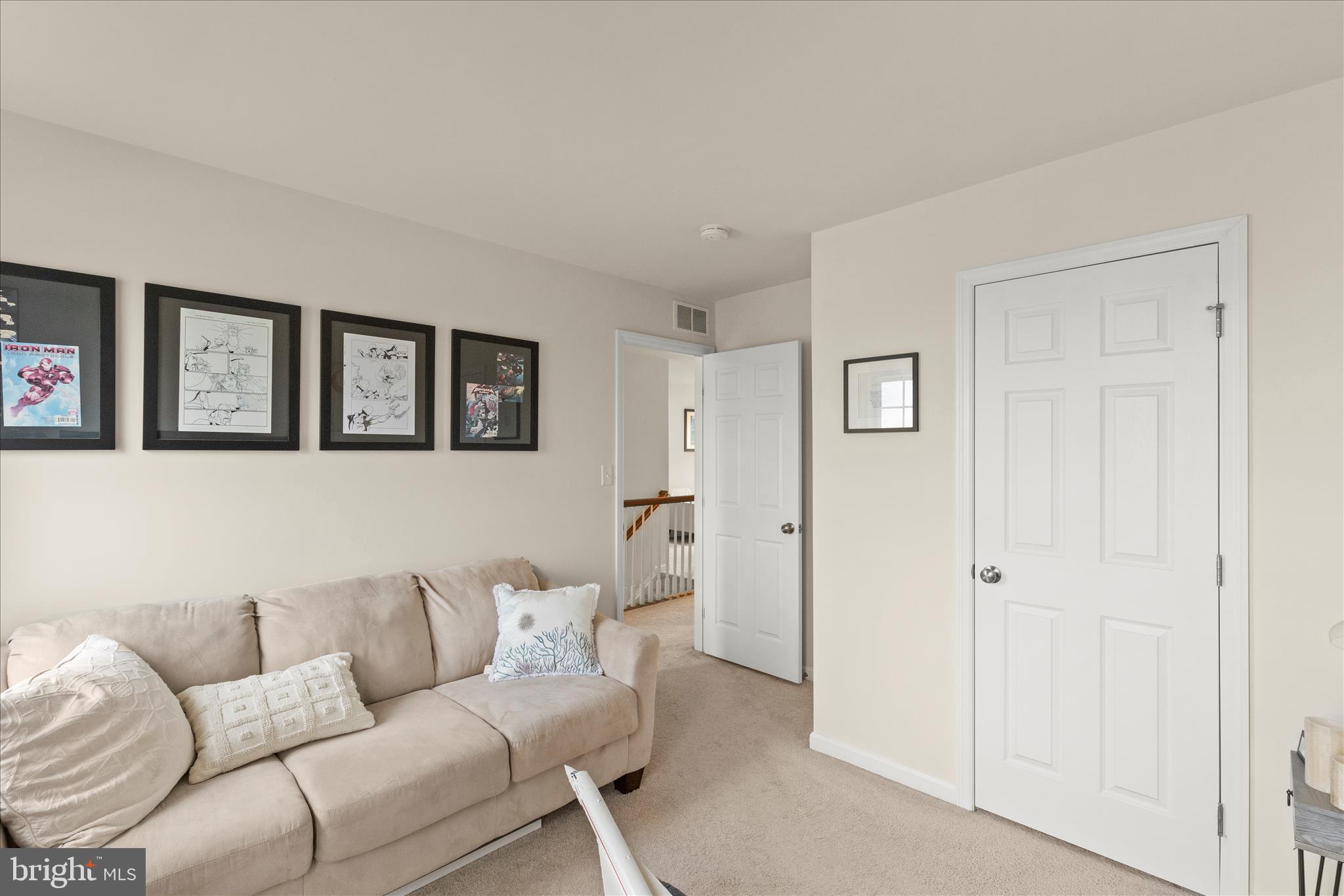 WINDSOR MEADOWS - Residential