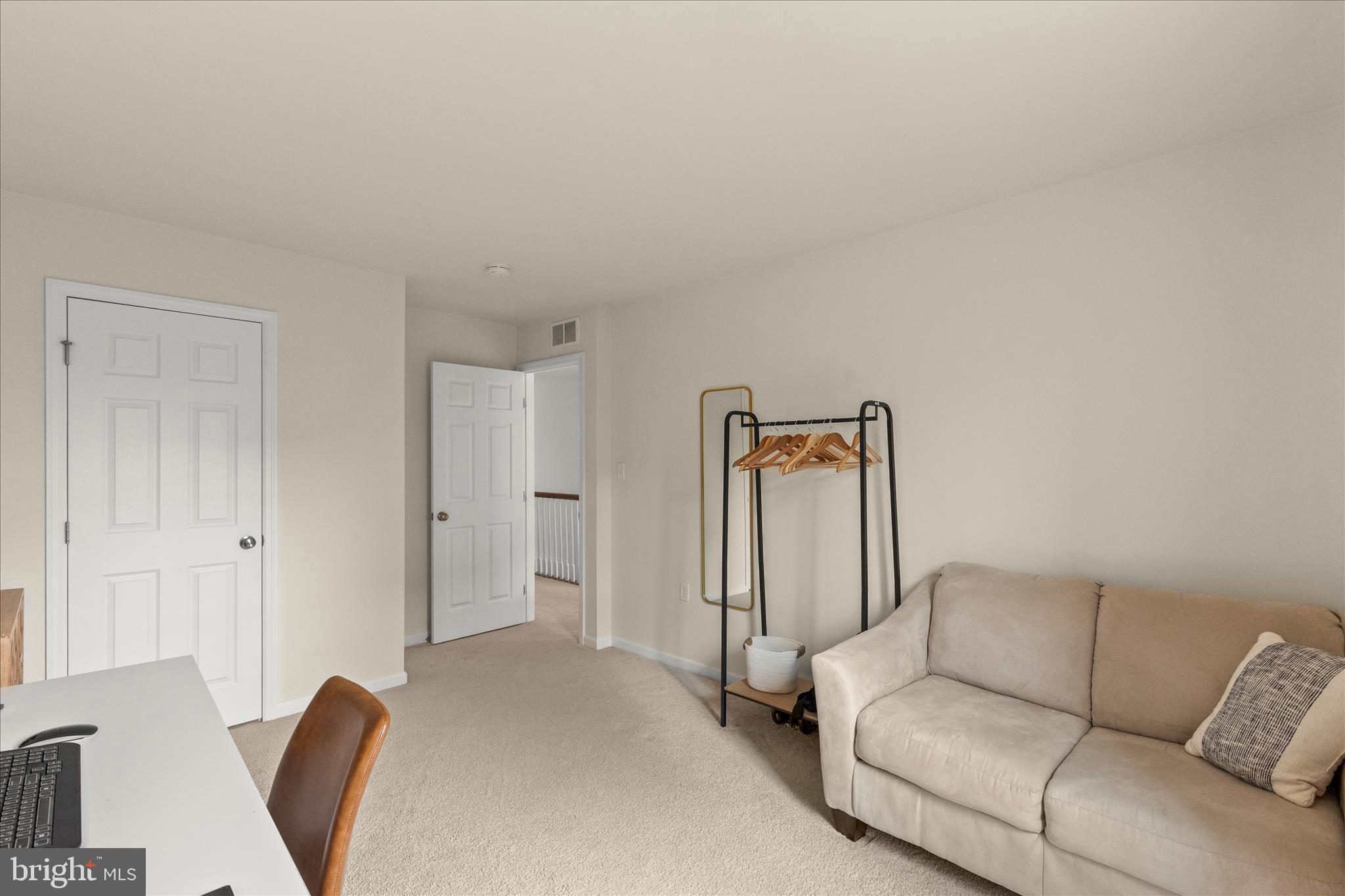 WINDSOR MEADOWS - Residential