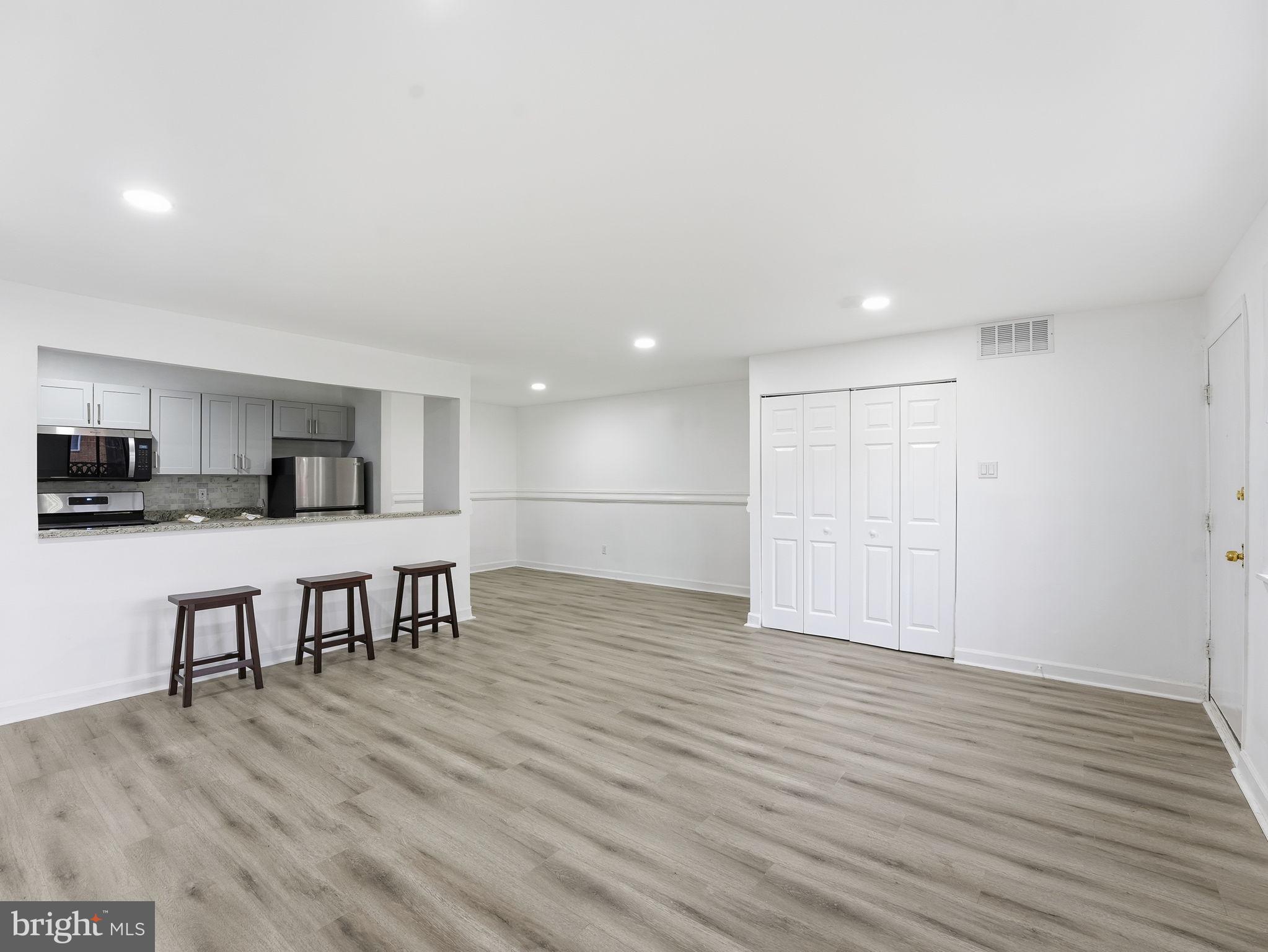 STONEGATE - Residential Lease