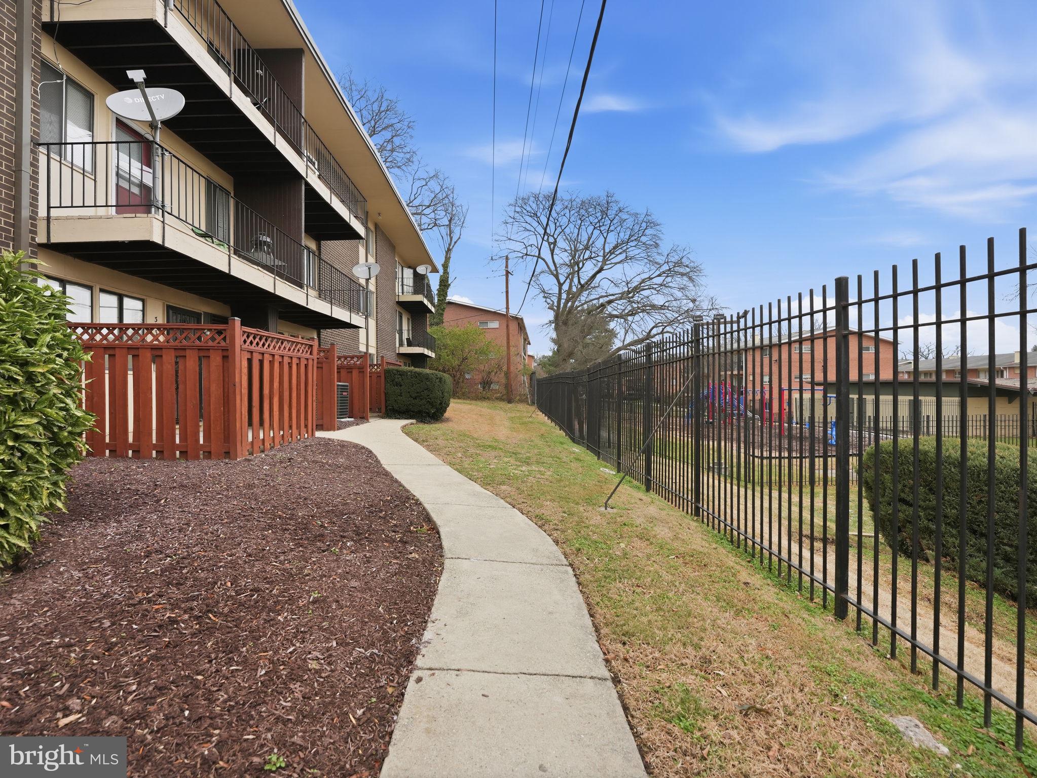 STONEGATE - Residential Lease