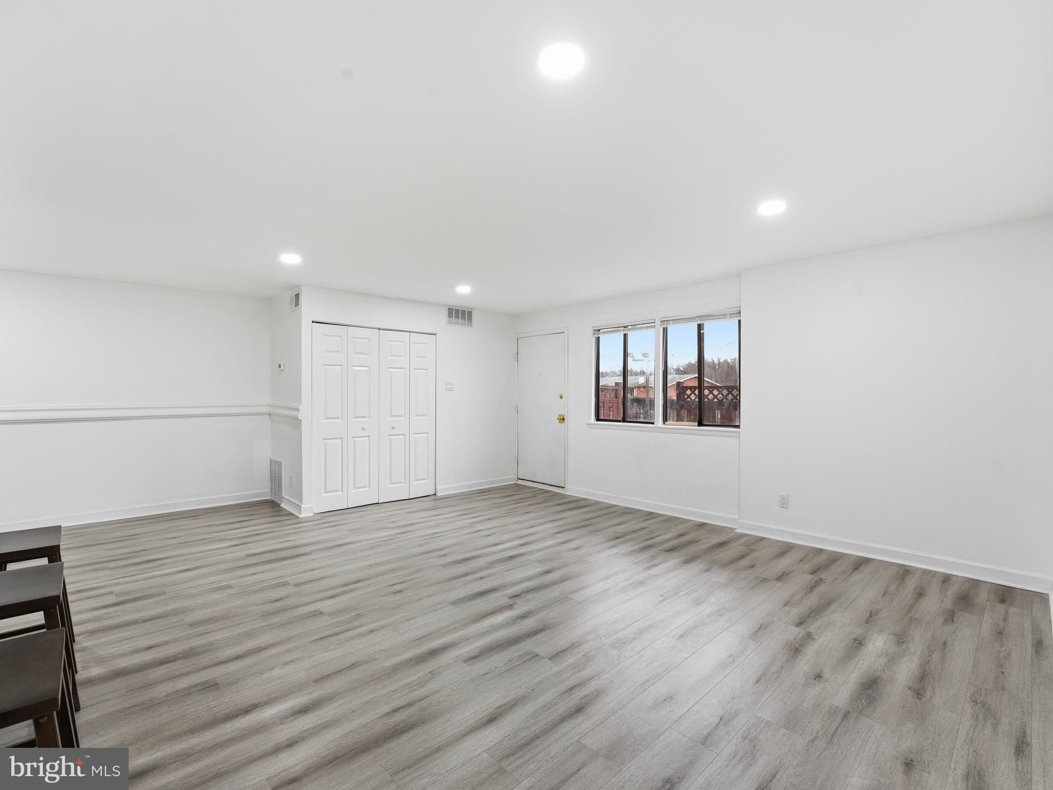 STONEGATE - Residential Lease