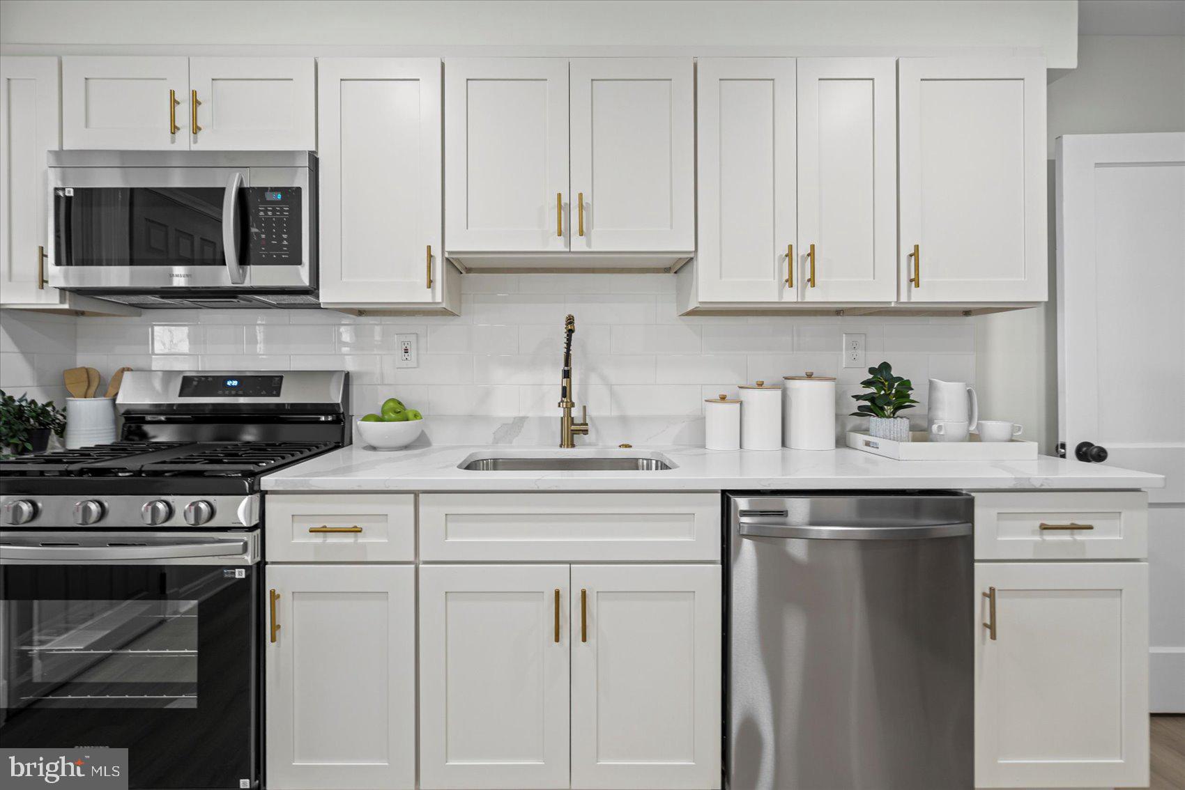 BEL AIR - Residential