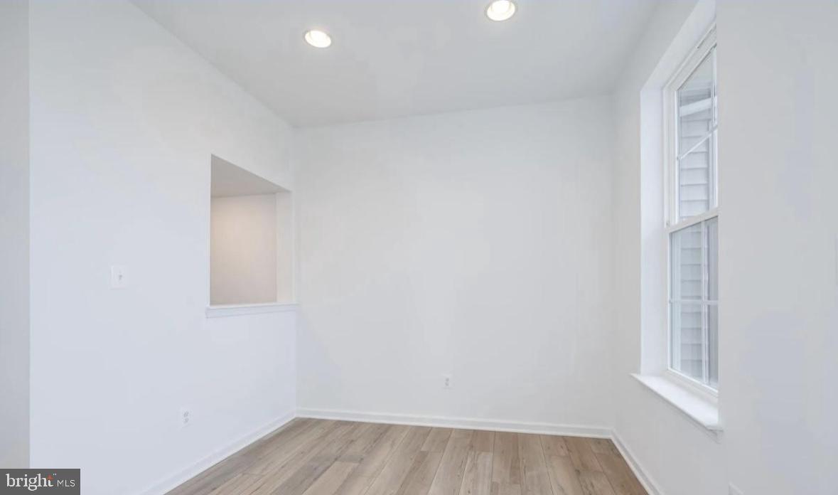 MARTINSBURG STATION - Residential Lease