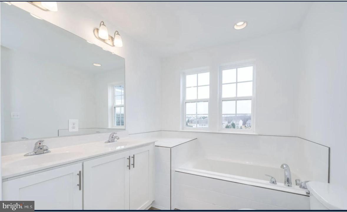 MARTINSBURG STATION - Residential Lease