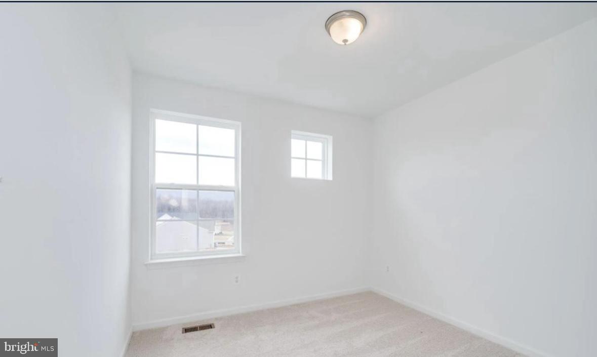 MARTINSBURG STATION - Residential Lease