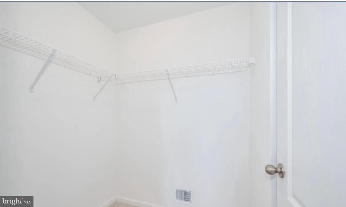 MARTINSBURG STATION - Residential Lease