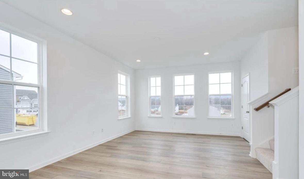 MARTINSBURG STATION - Residential Lease