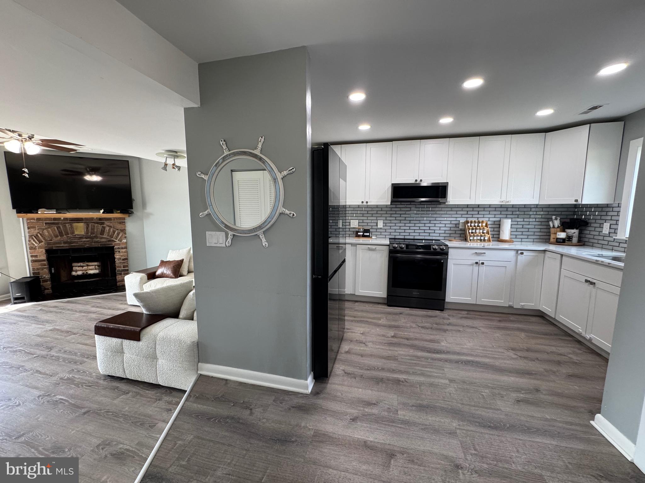 THOMPSON CREEK - Residential