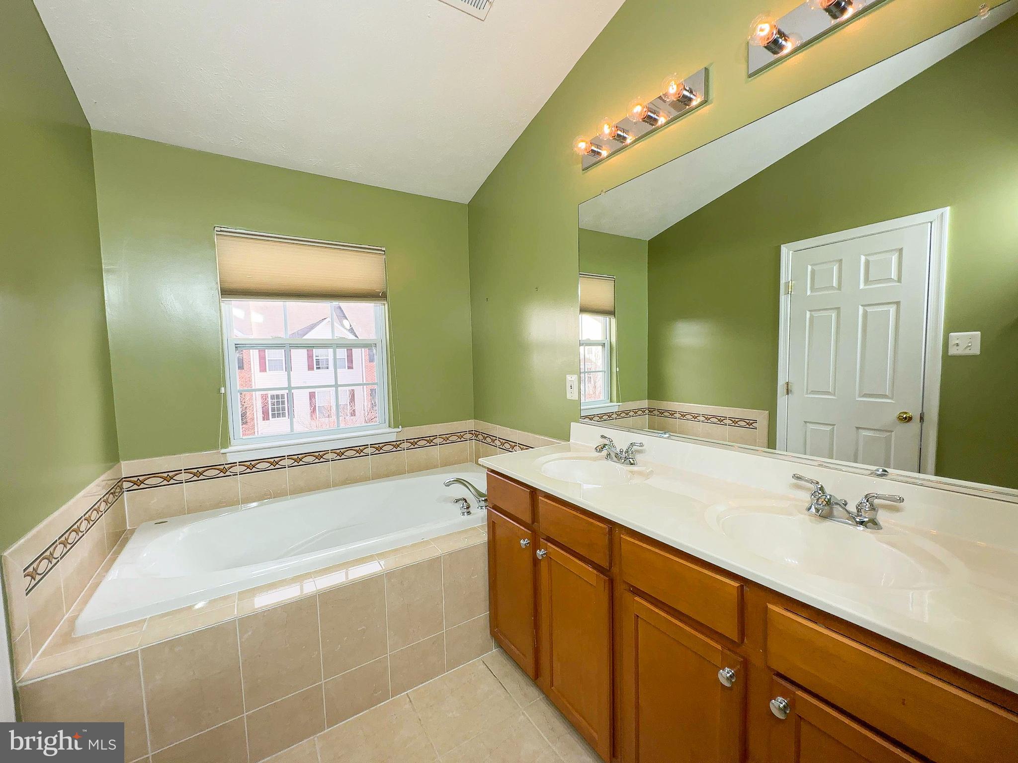 MIRAMAR LANDING - Residential Lease