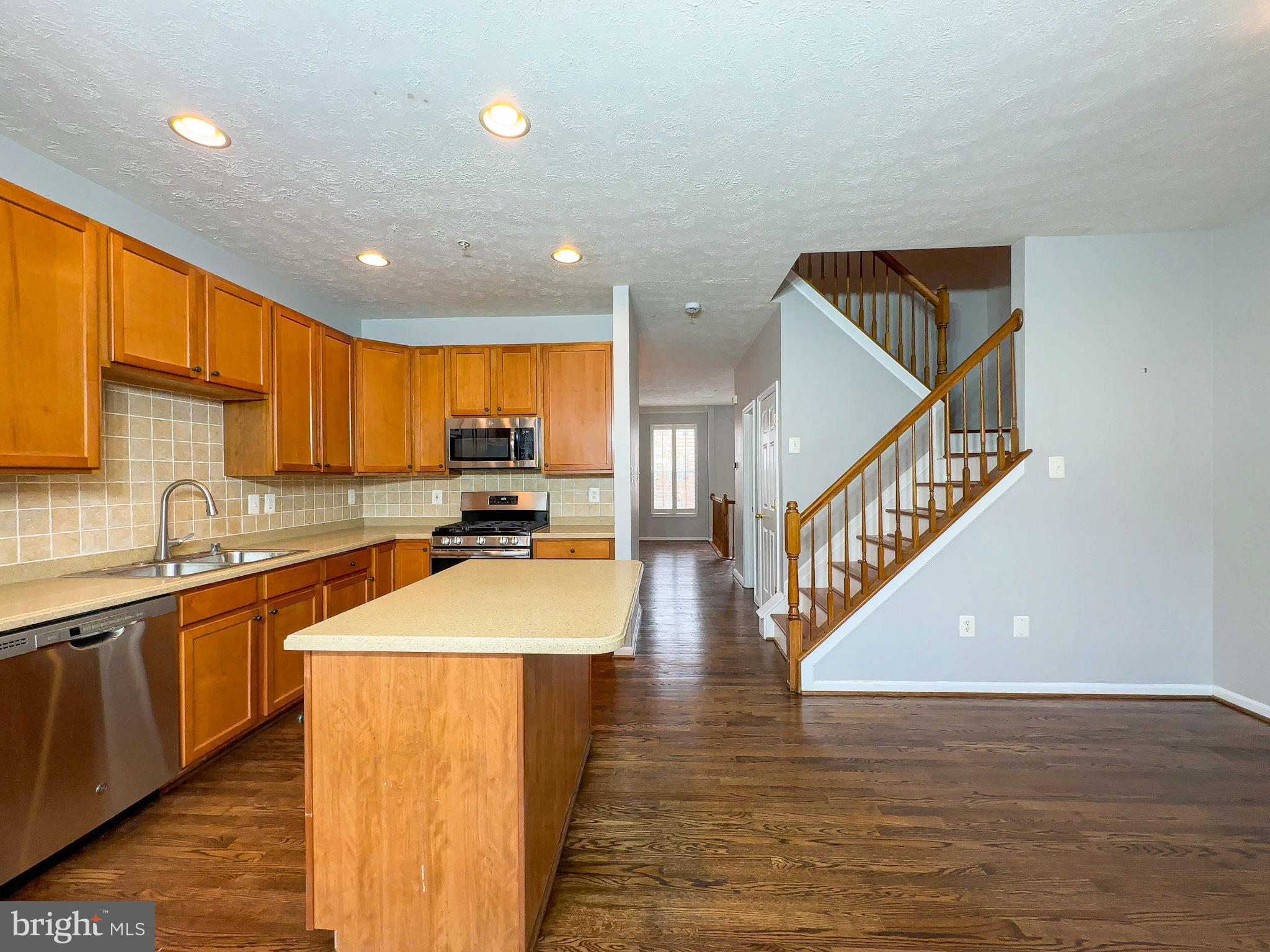 MIRAMAR LANDING - Residential Lease