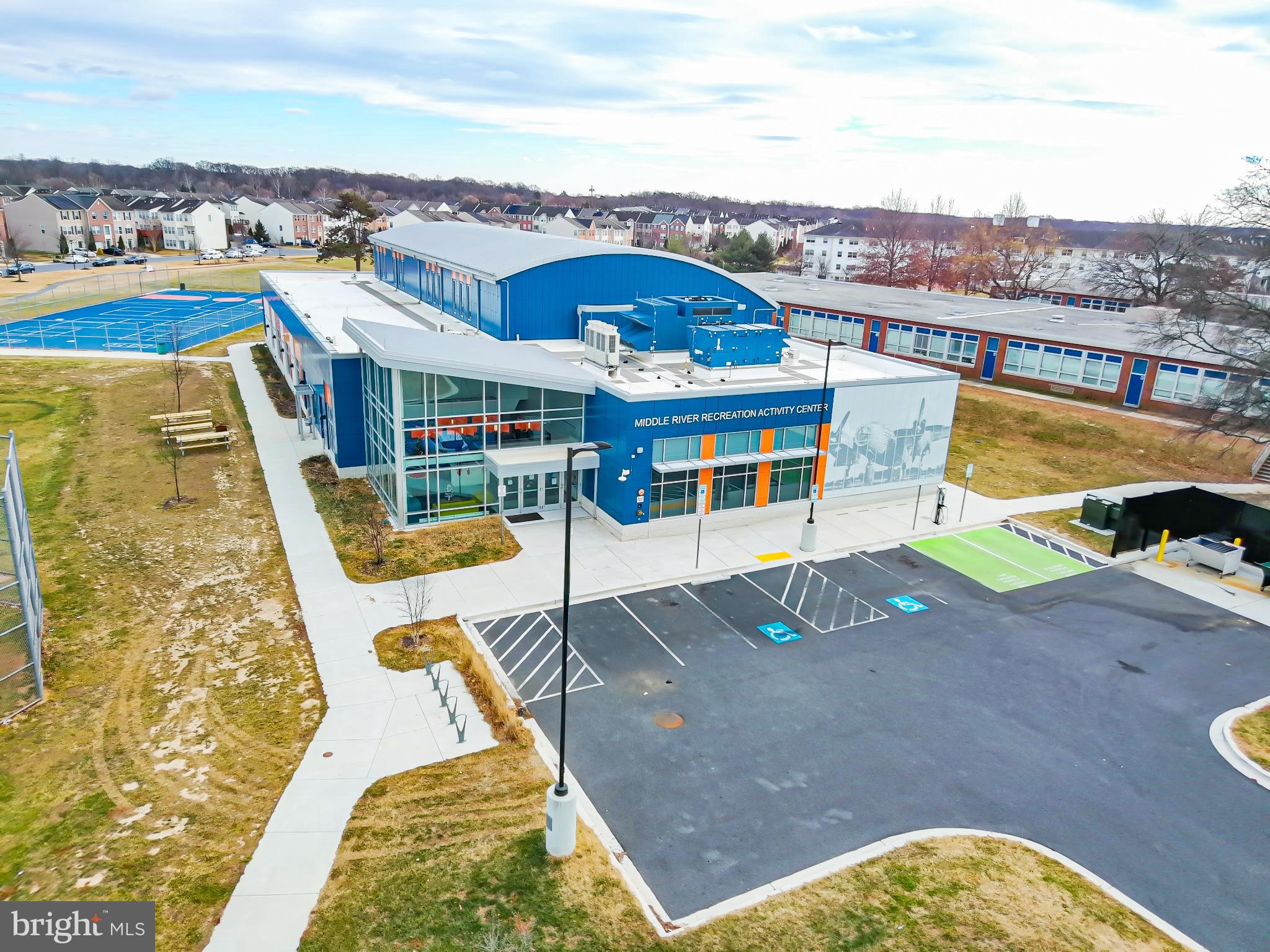 MIRAMAR LANDING - Residential Lease