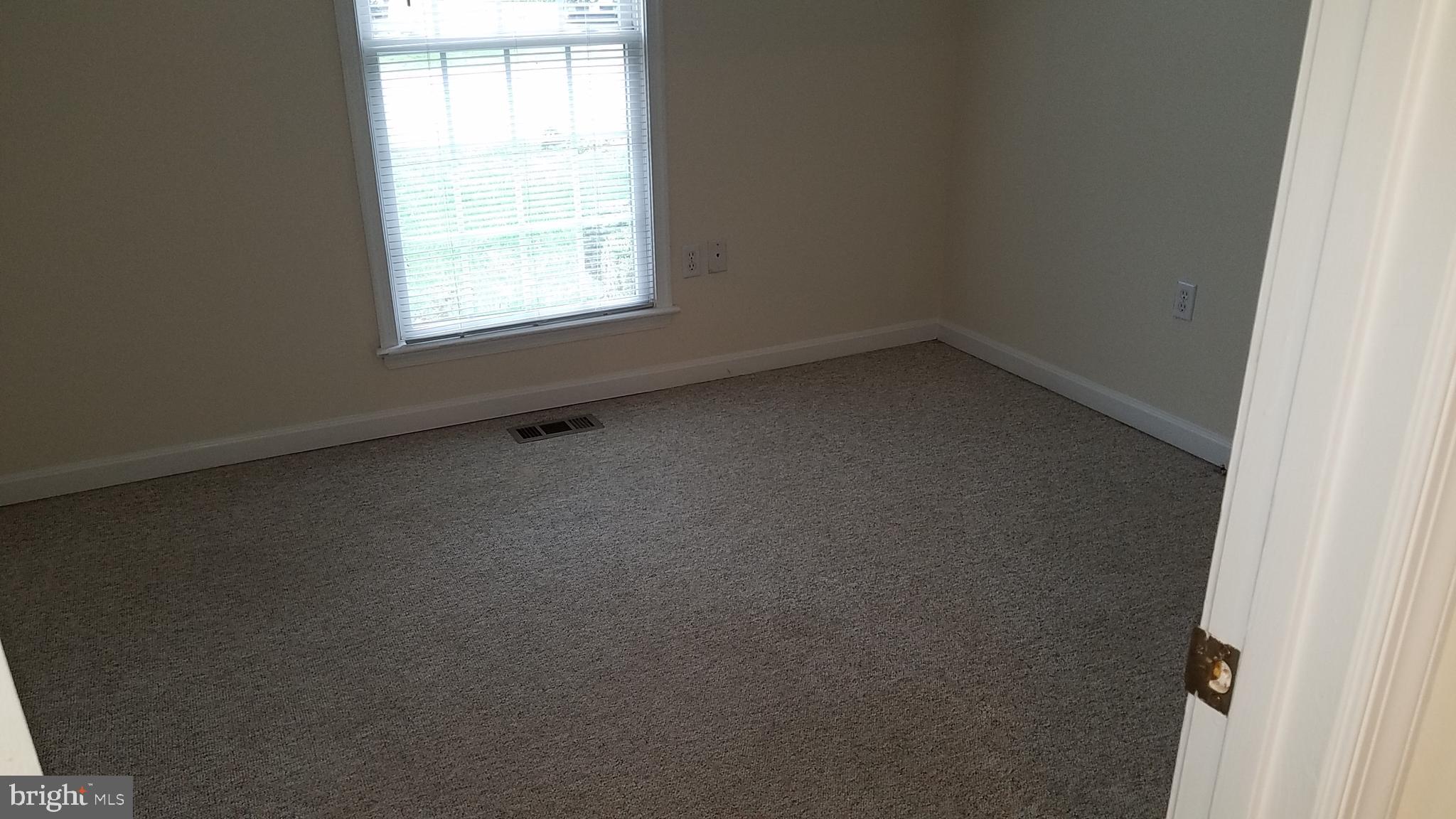 SPRING MILLS - Residential Lease