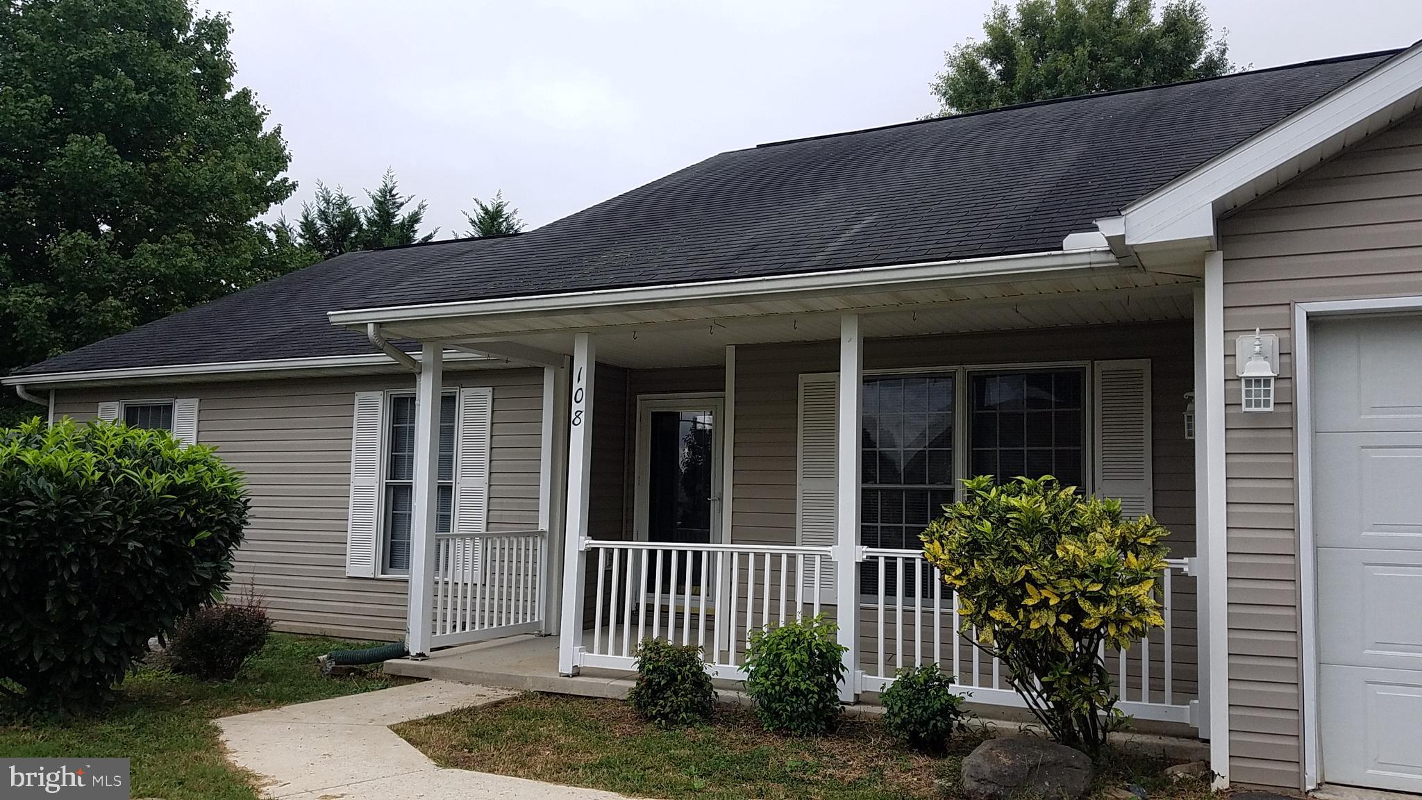 SPRING MILLS - Residential Lease