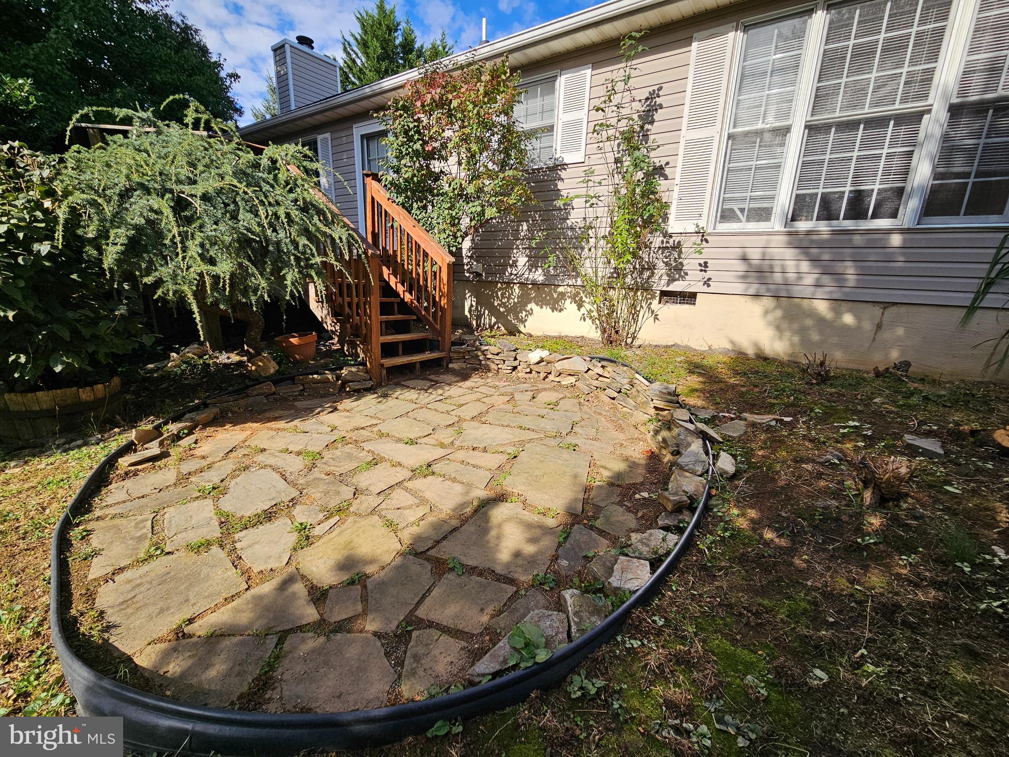 SPRING MILLS - Residential Lease