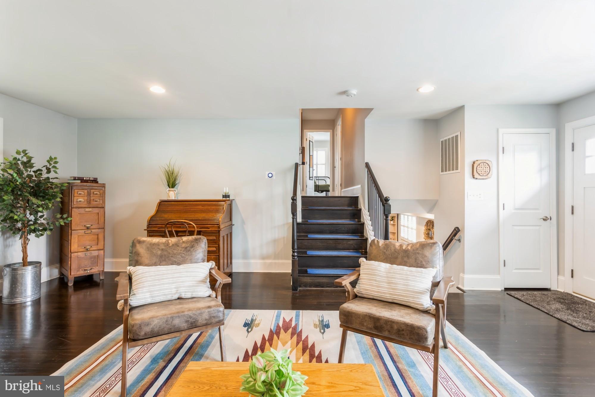 908 SOUTHWICK DRIVE