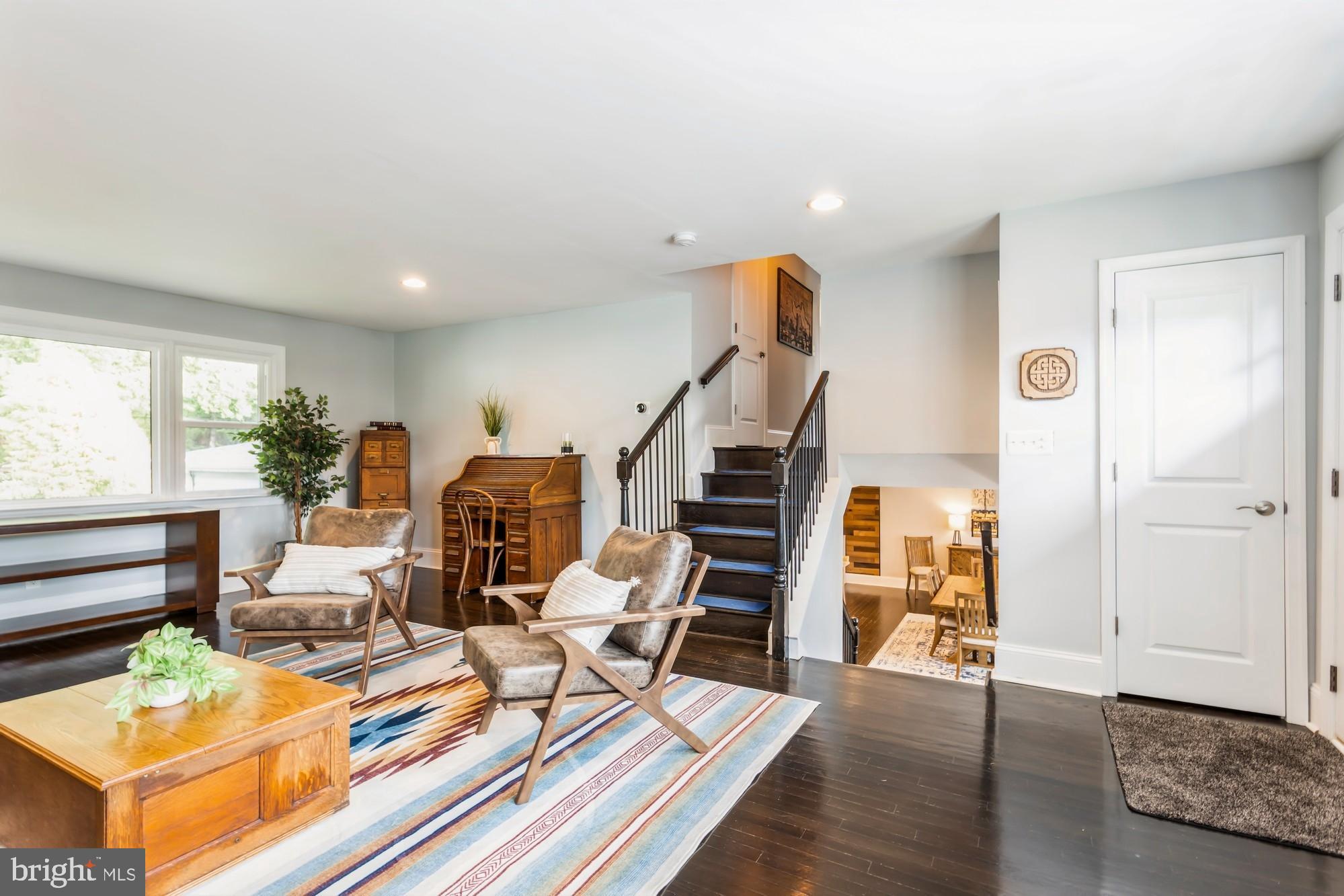 908 SOUTHWICK DRIVE