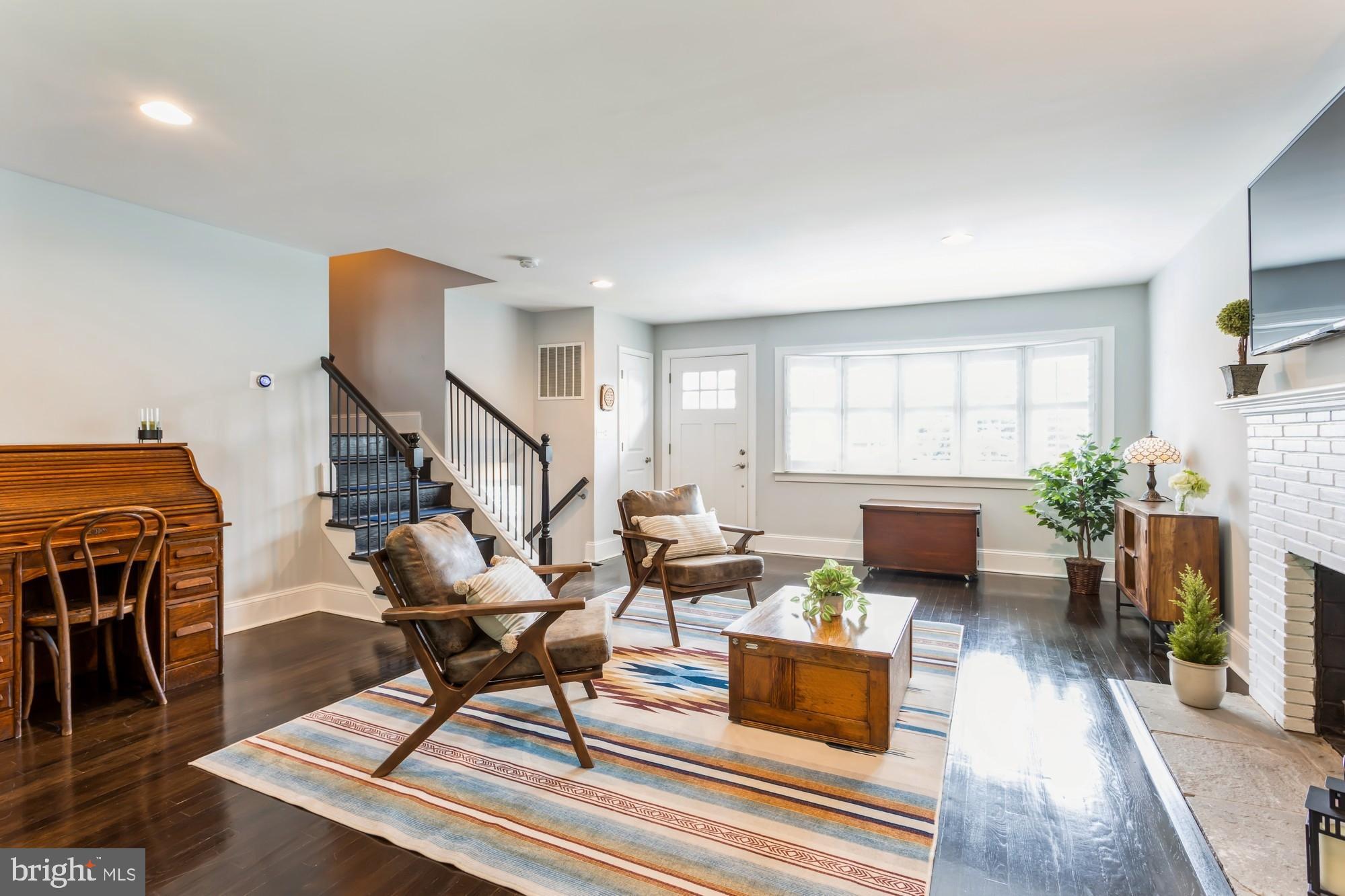 908 SOUTHWICK DRIVE