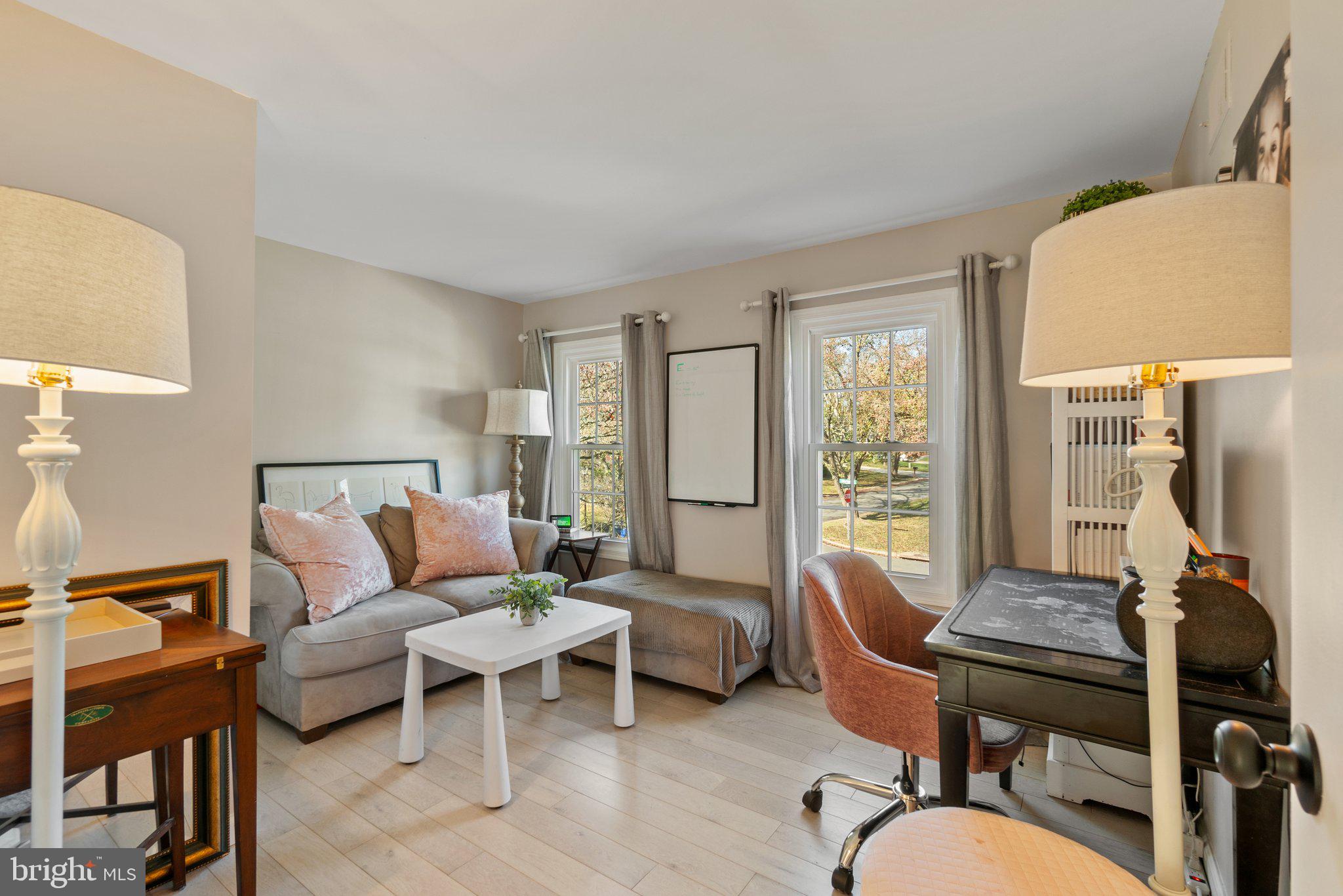 POTOMAC COMMONS - Residential