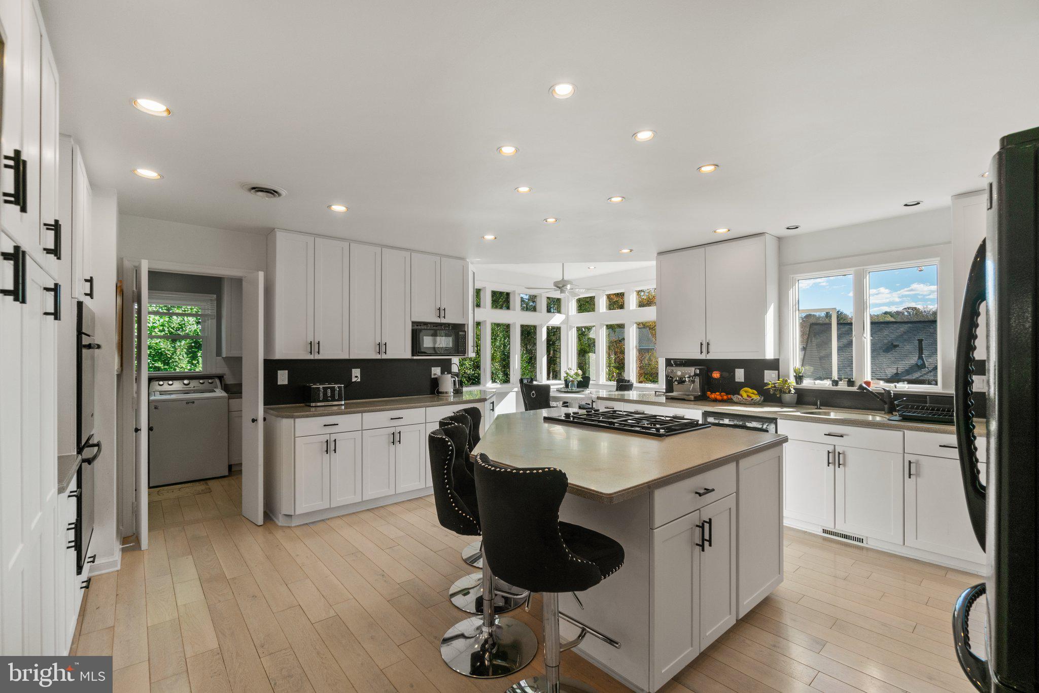 POTOMAC COMMONS - Residential