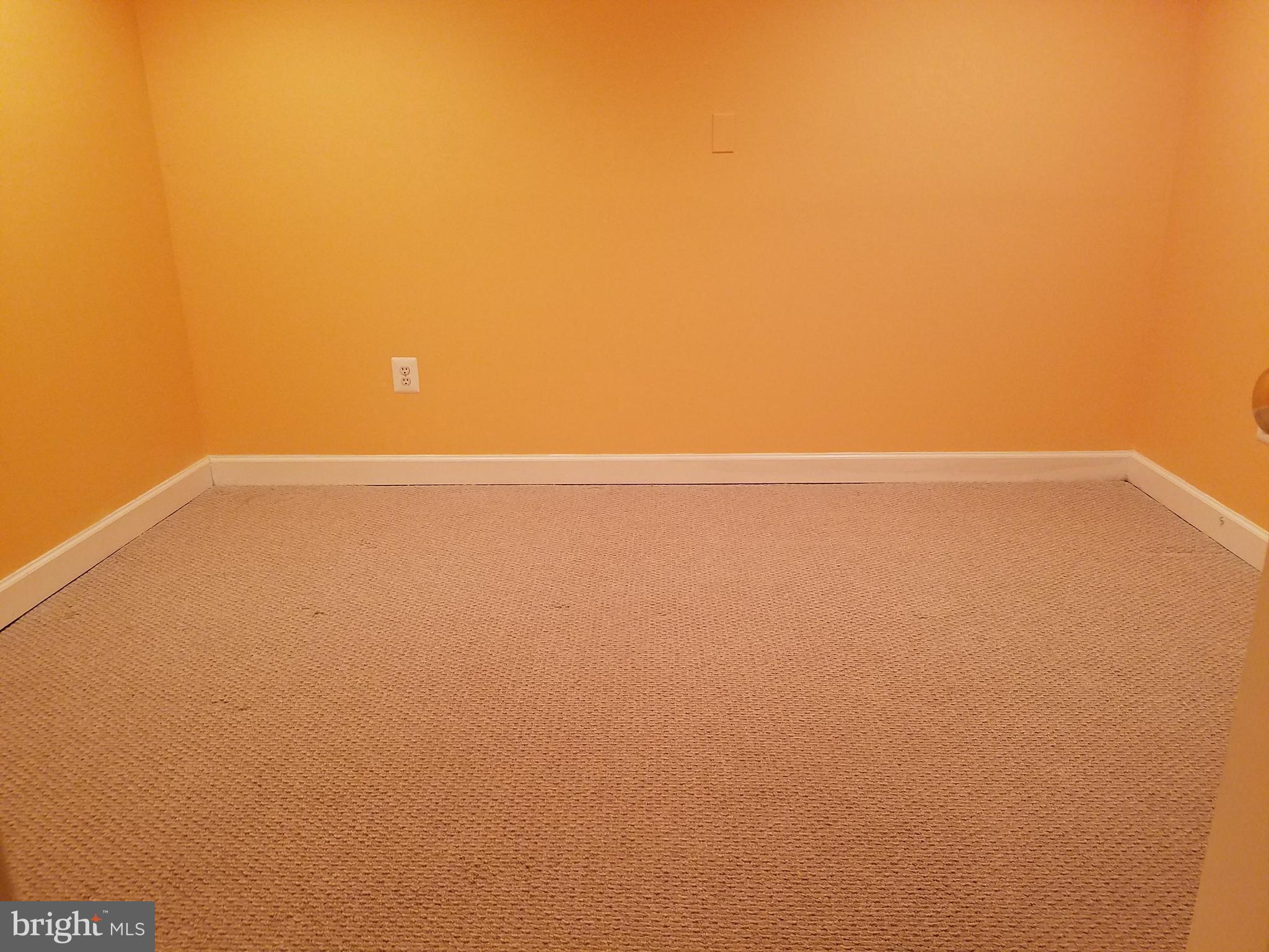 ROSE HILL FARMS - Residential Lease