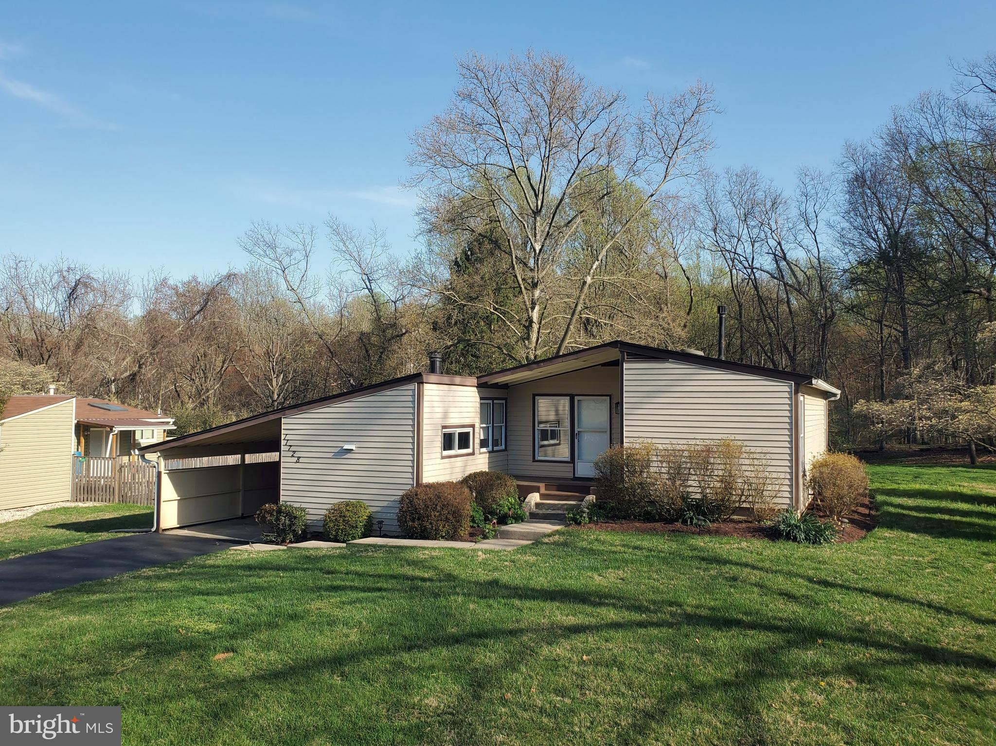 QUINCE ORCHARD KNOLLS - Residential Lease