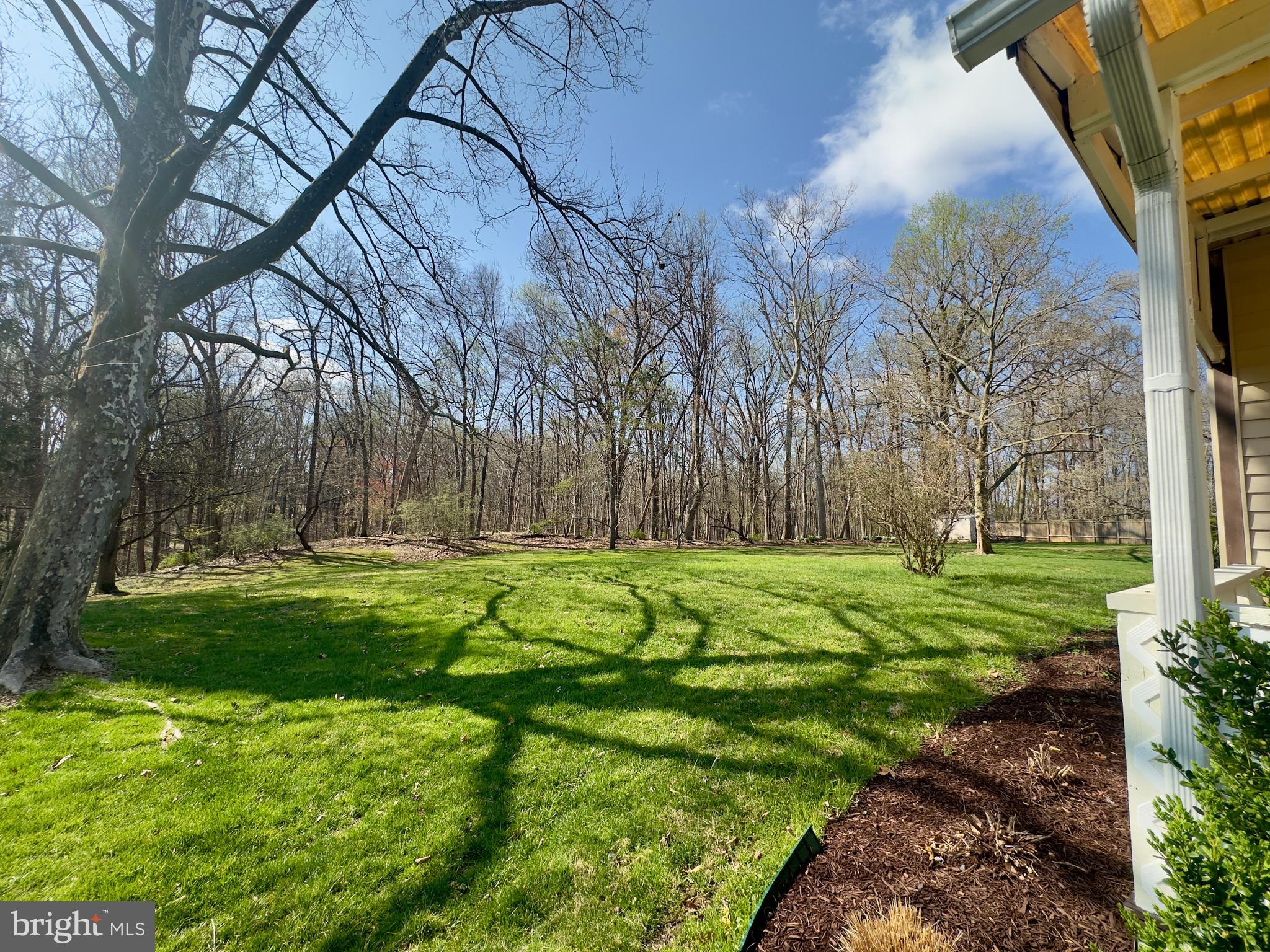 QUINCE ORCHARD KNOLLS - Residential Lease