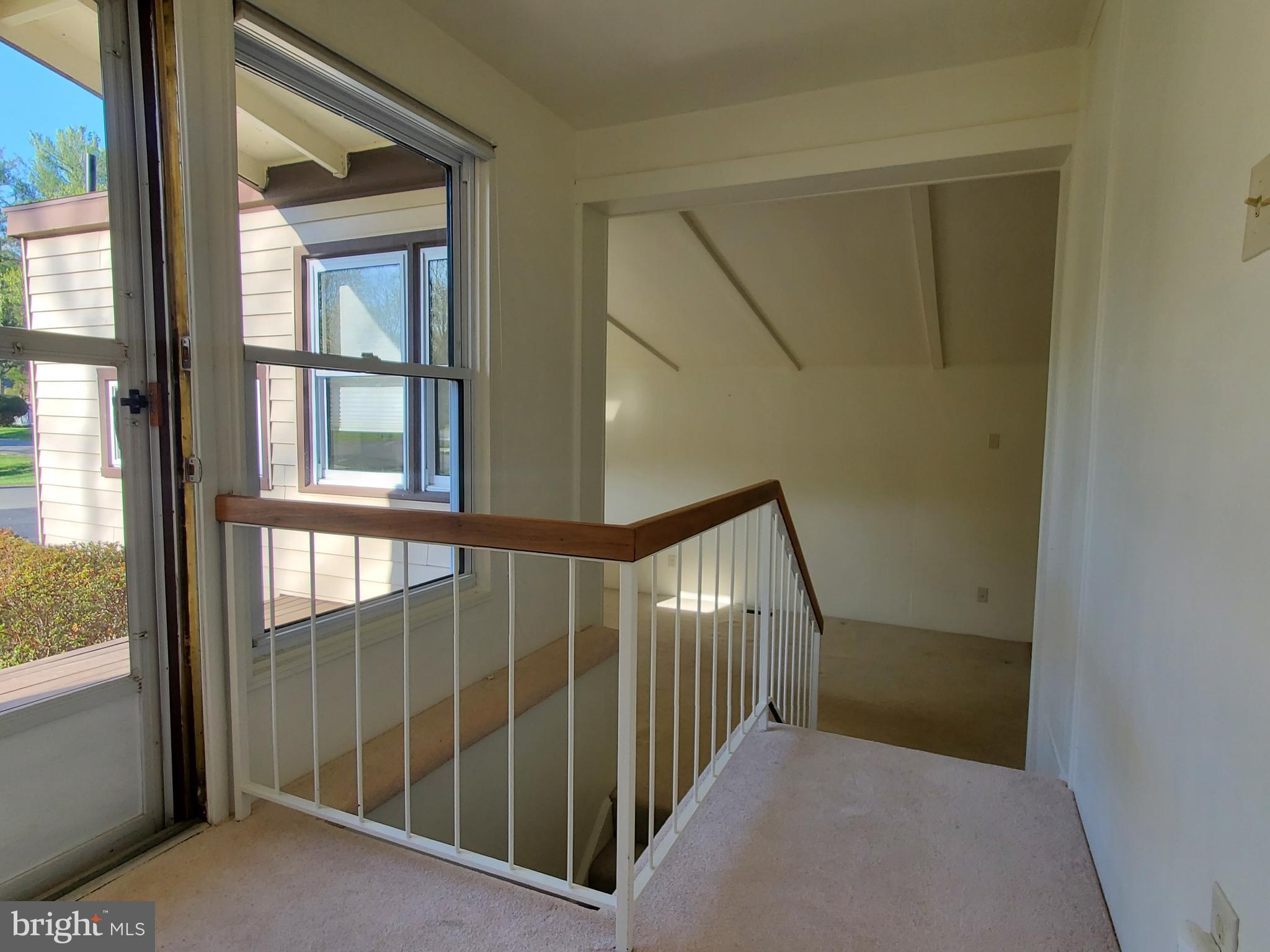 QUINCE ORCHARD KNOLLS - Residential Lease