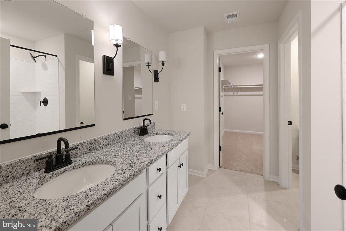 DILLON FARM - Residential