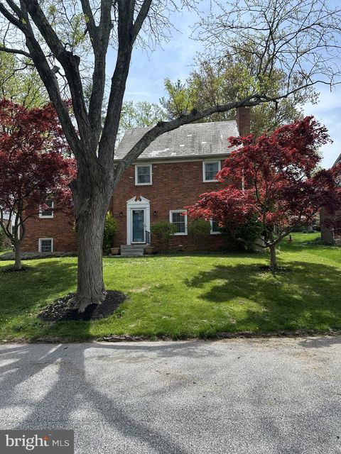 8205 ROBIN HOOD COURT TOWSON MD 21204