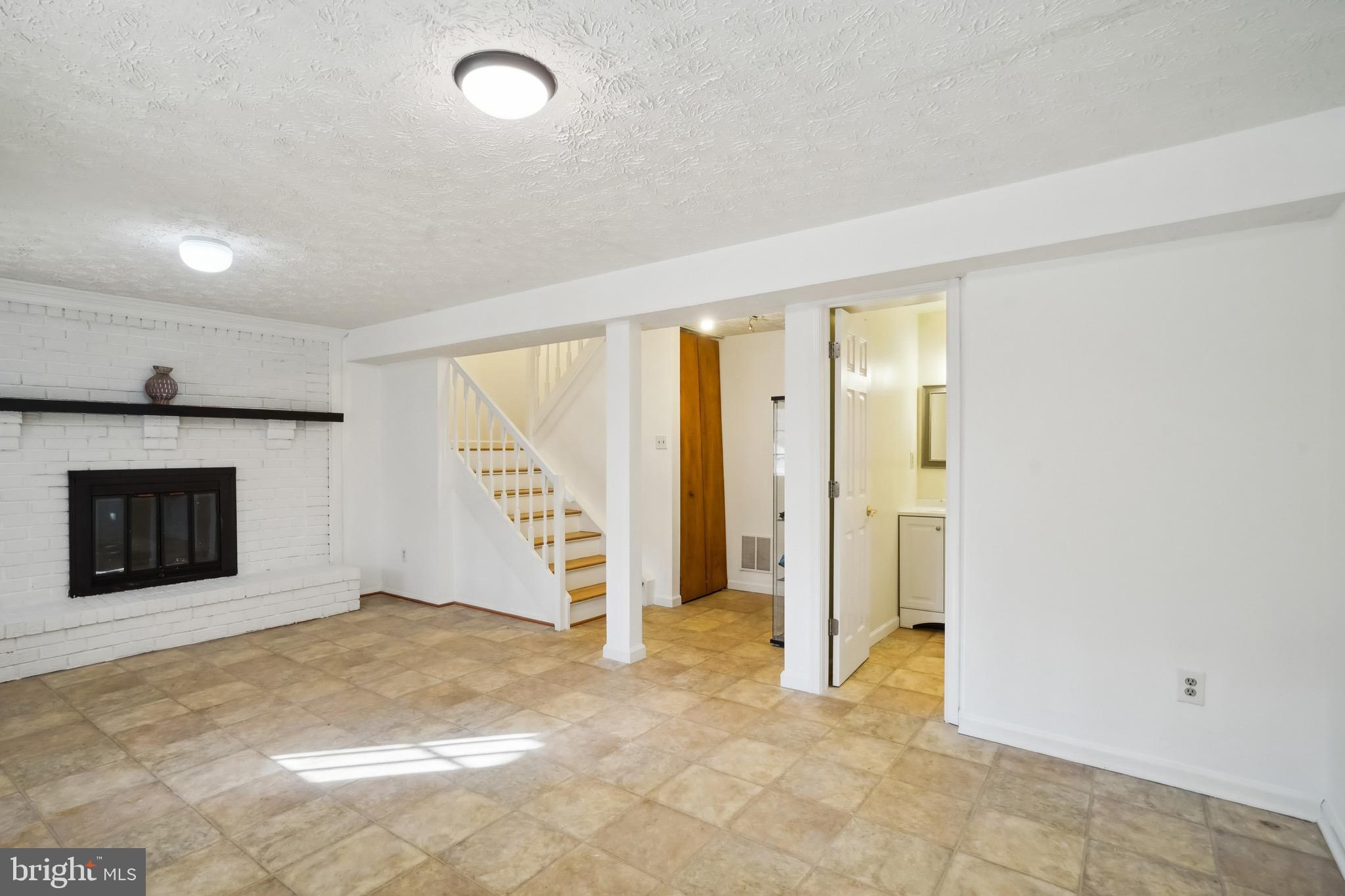 GLENWOOD MANOR - Residential