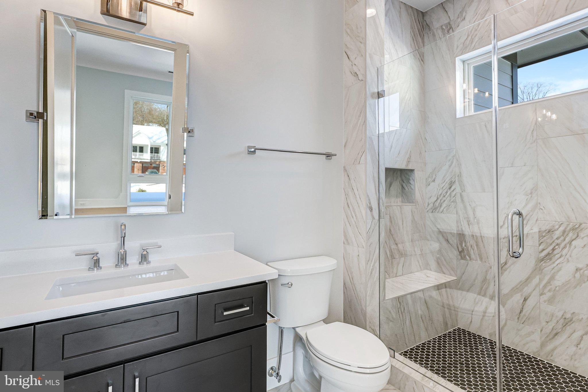 CHESTNUT KNOLLS - Residential