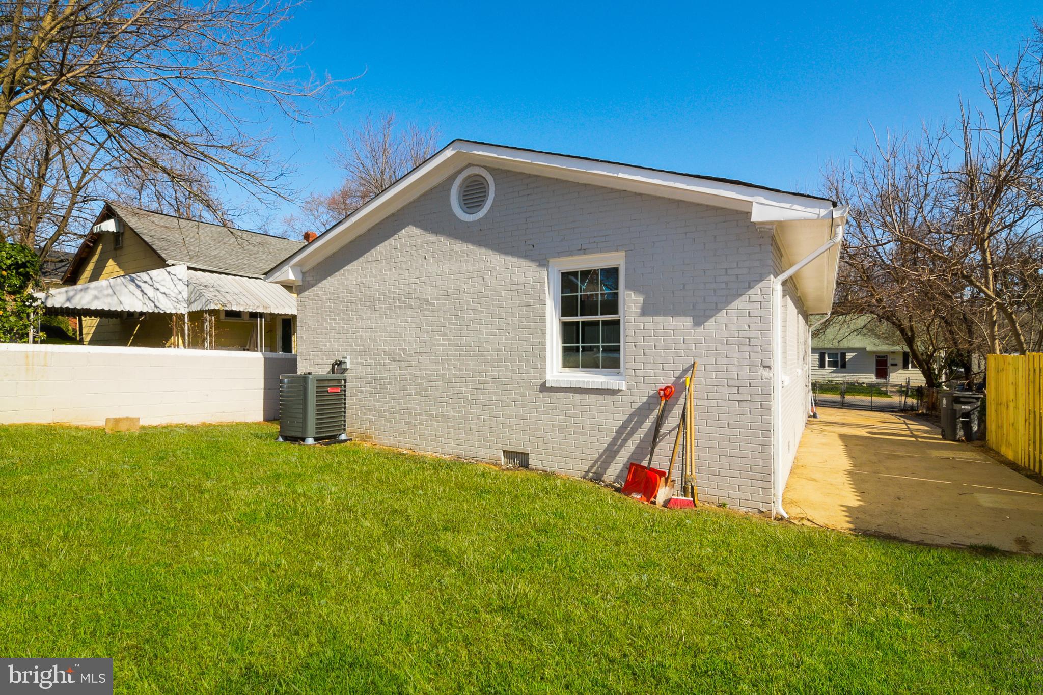 BRADBURY HEIGHTS - Residential