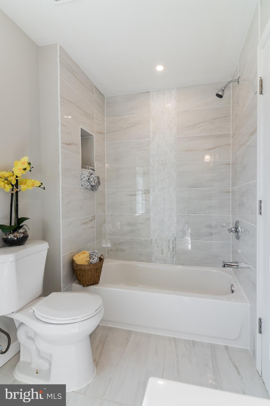 BRADBURY HEIGHTS - Residential